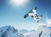 爆冷引发热议！，大坂直美在日本队比赛中持续失利上演精彩一战