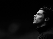 锐不可当引爆全场！，Doinb意外战胜老鹰引发球迷热议